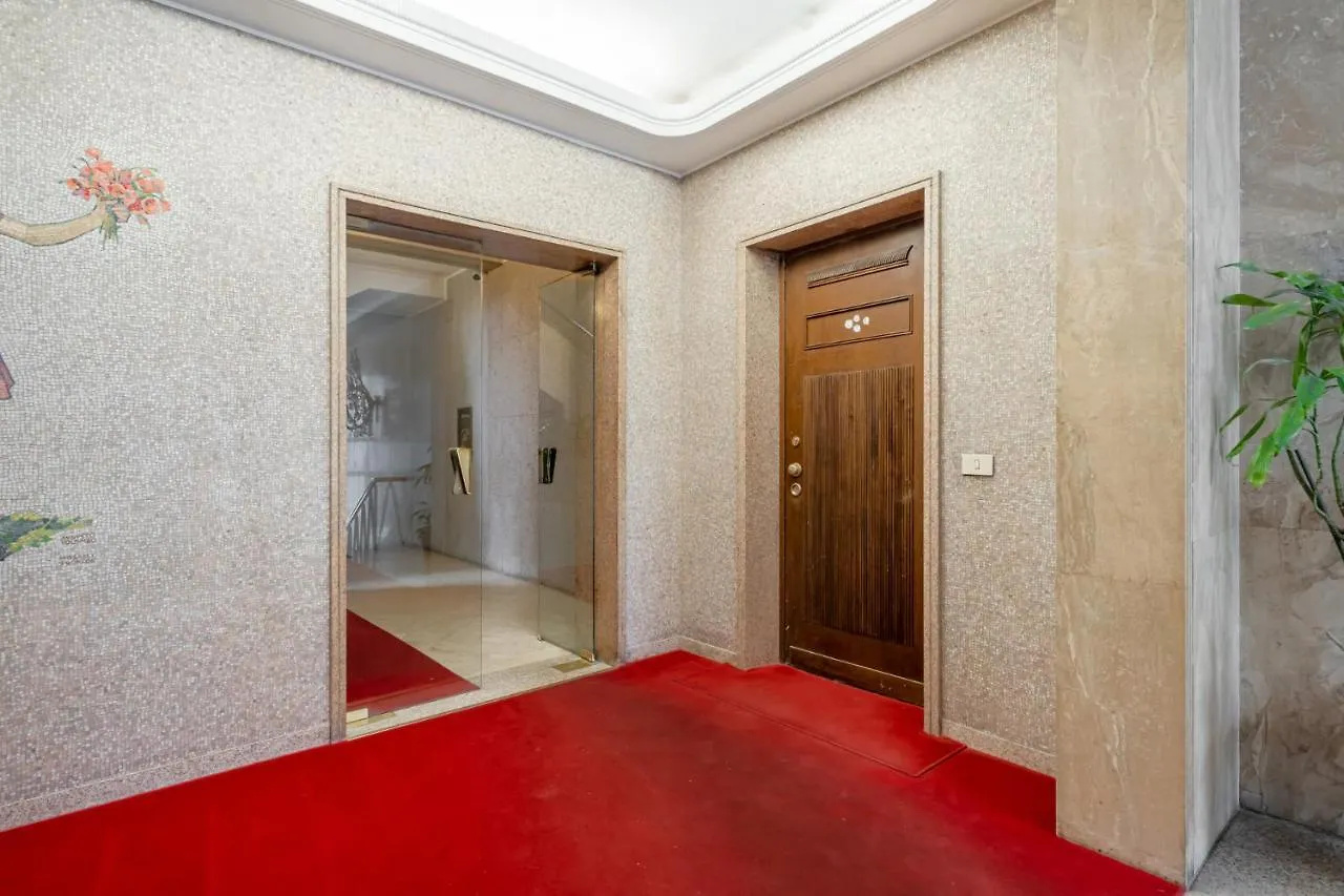 Easylife - Moderno Rifugio A Due Passi Dal Duomo Apartamento Milão