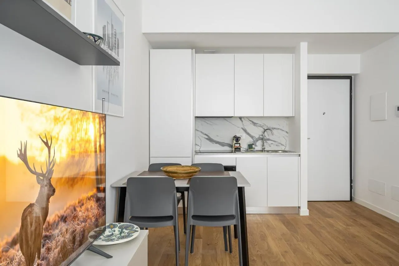 Easylife - Moderno Rifugio A Due Passi Dal Duomo Apartamento Milão