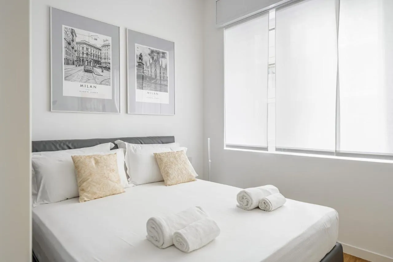 Easylife - Moderno Rifugio A Due Passi Dal Duomo Apartamento Milão