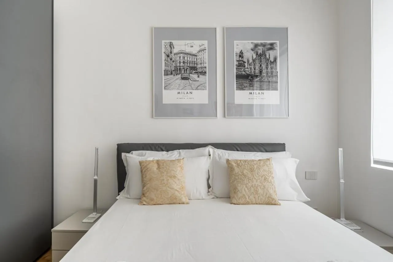 Easylife - Moderno Rifugio A Due Passi Dal Duomo Apartamento Milão