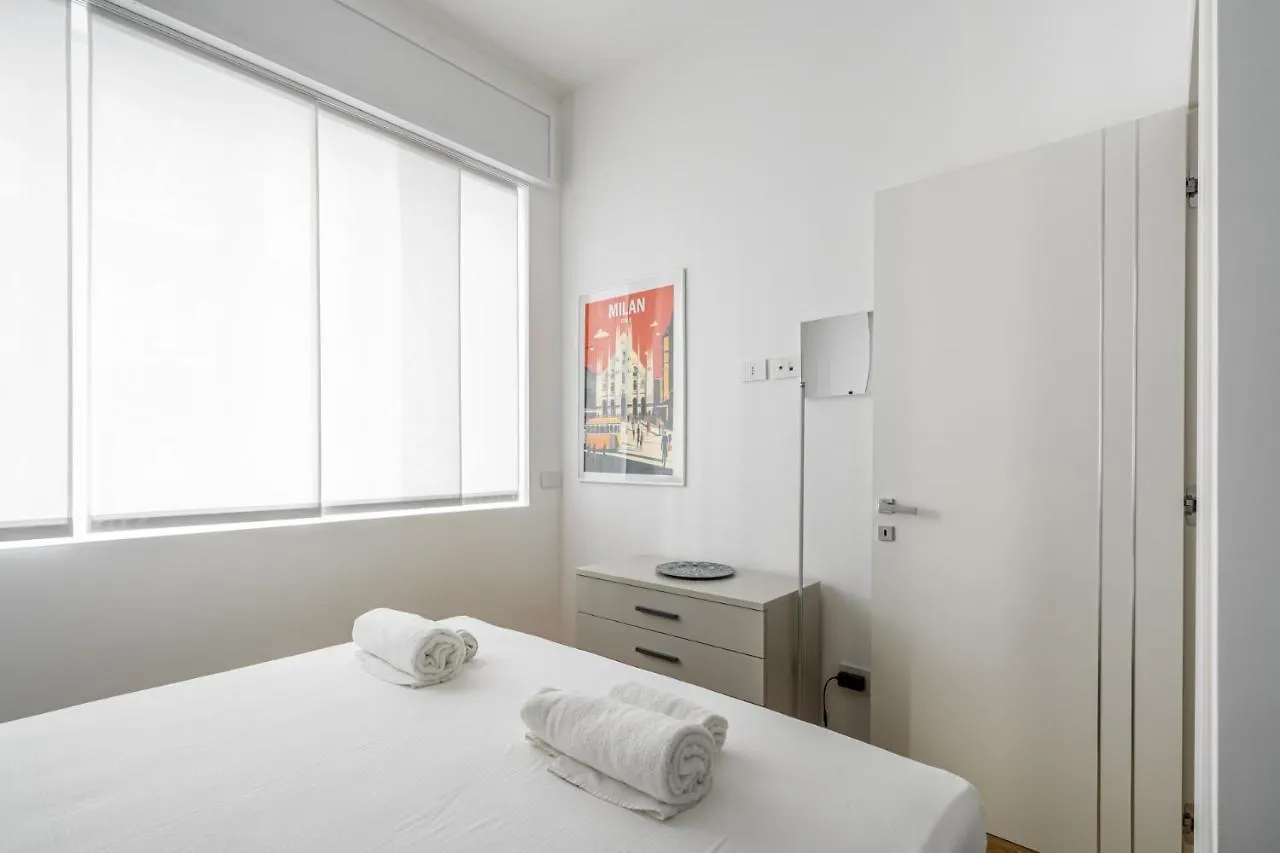Easylife - Moderno Rifugio A Due Passi Dal Duomo Apartamento Milão